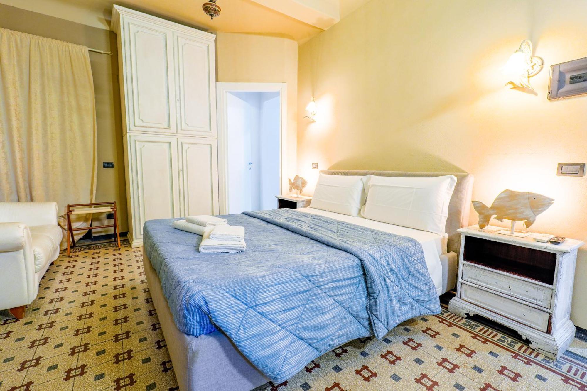 White Lerici Hotell Exteriör bild