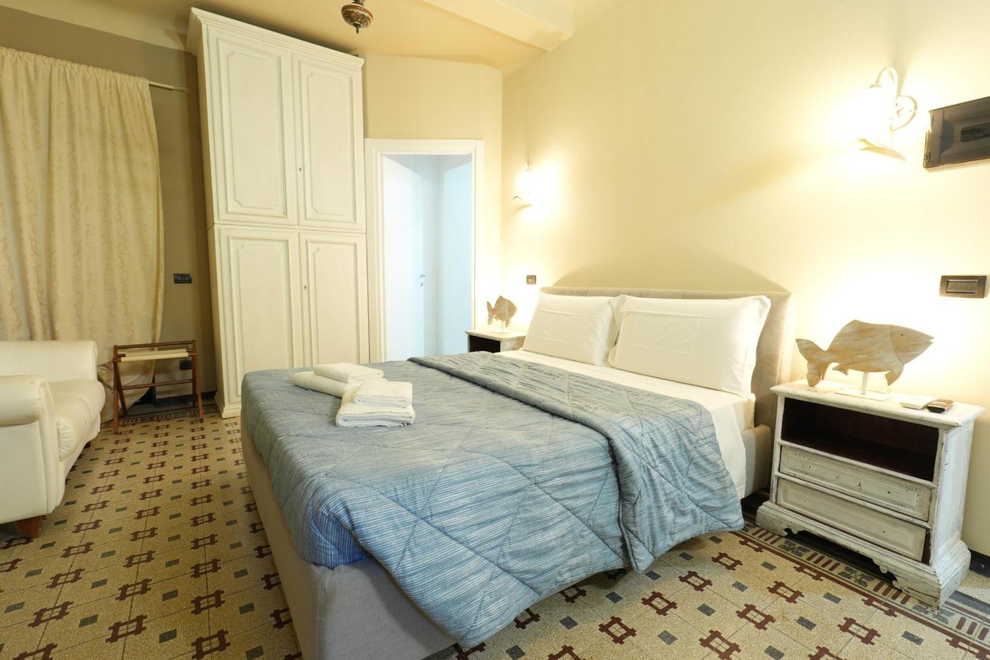 White Lerici Hotell Exteriör bild